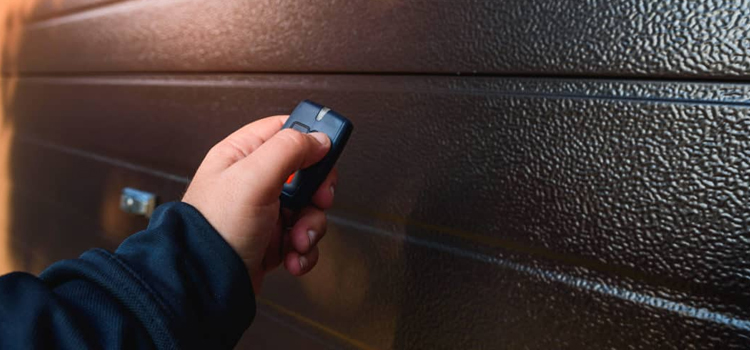 automatic door opener with remote control in San Marcos